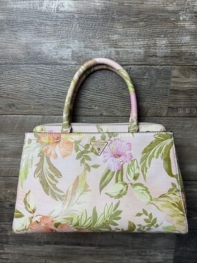 🌟GUESS BEAUTIFUL 🌟FLORAL PURSE WITH REMOVABLE CROSS-SHOULDER